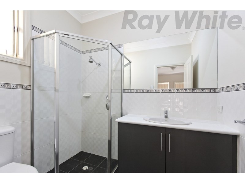 11 Londonderry Crescent, Mansfield Park SA 5012