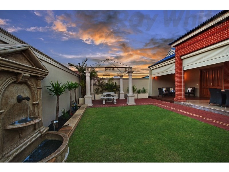 12 Angley Avenue, Findon SA 5023