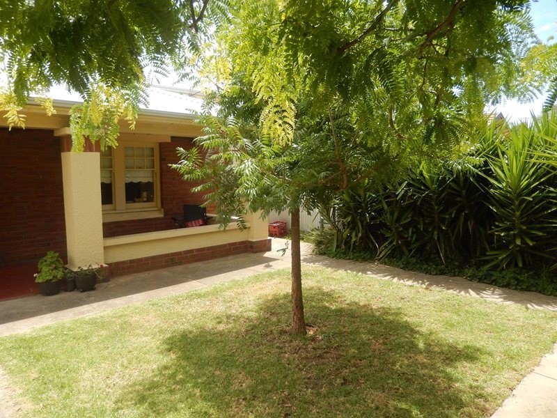 10 Liberton Avenue, Croydon Park SA 5008