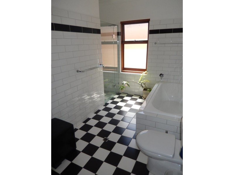 10 Liberton Avenue, Croydon Park SA 5008