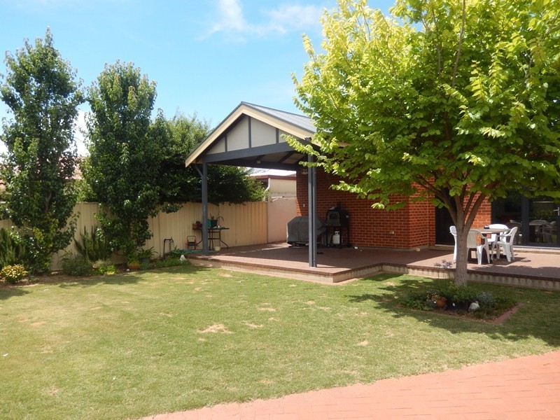 10 Liberton Avenue, Croydon Park SA 5008