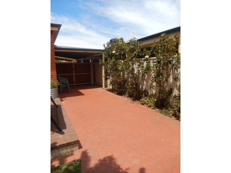 10 Liberton Avenue, Croydon Park SA 5008
