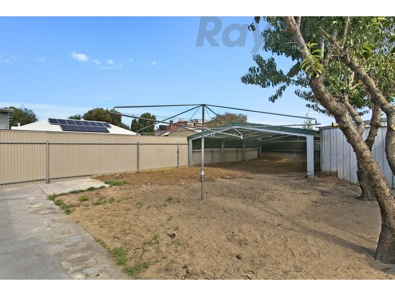 4 Oval Avenue, Woodville South SA 5011