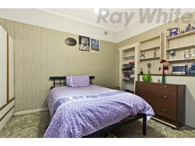 6 Lister Crescent, Woodville South SA 5011