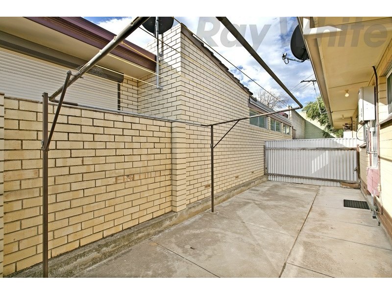 2/105 Ledger Road, Beverley SA 5009