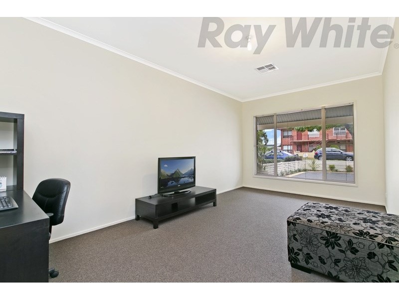 32 Hughes Street South, Woodville SA 5011