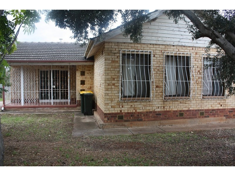 32 Tolmer Road, Elizabeth Park SA 5113