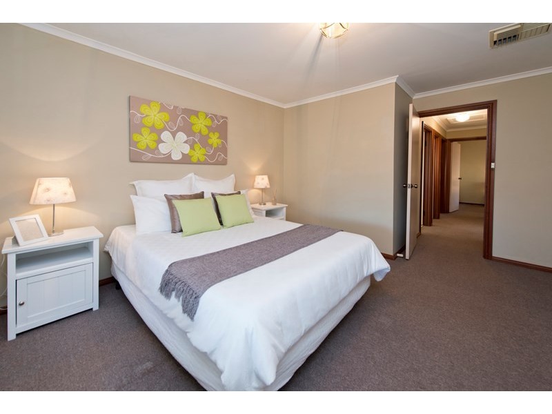 2/64 Swan Terrace, Ethelton SA 5015