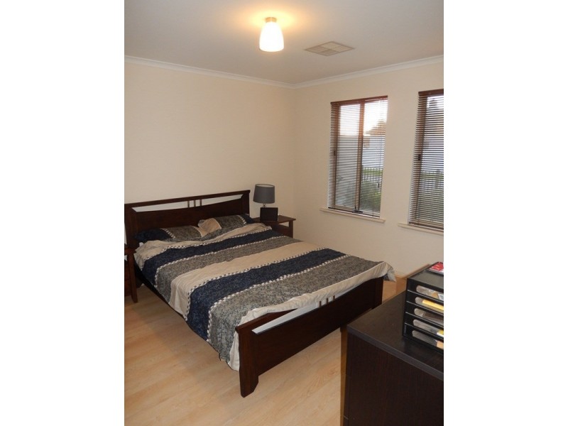 19 Dudley Street, Mansfield Park SA 5012