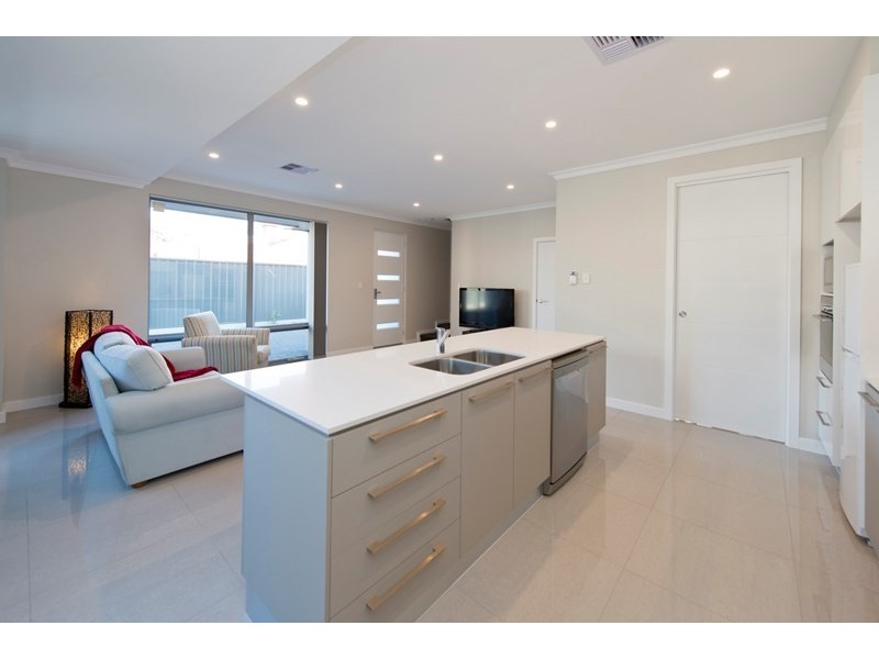 2/75 East Street, Brompton SA 5007