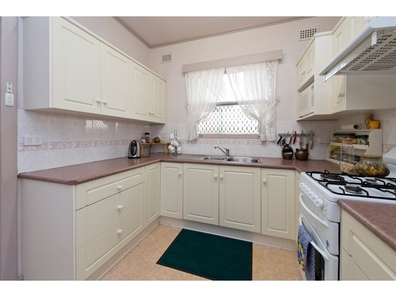 77 East Street, Brompton SA 5007