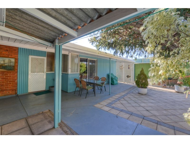 77 East Street, Brompton SA 5007