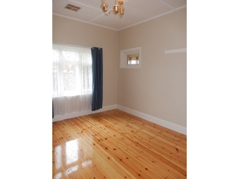 2 Panmure Place, Woodville North SA 5012