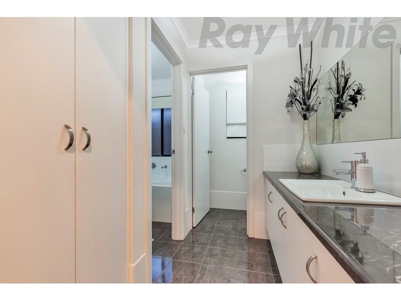 25 Hampshire Street, Mansfield Park SA 5012