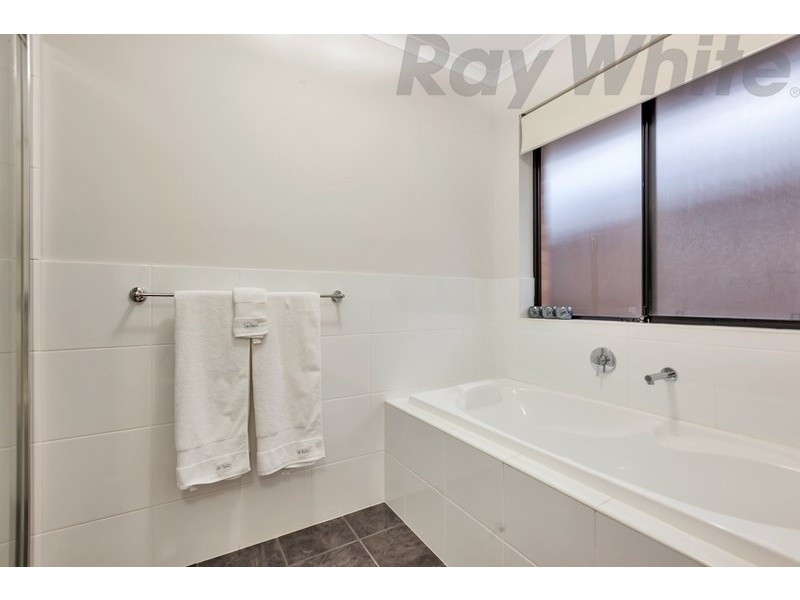 25 Hampshire Street, Mansfield Park SA 5012