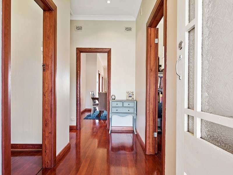 14 Fairweather Avenue, Woodville South SA 5011