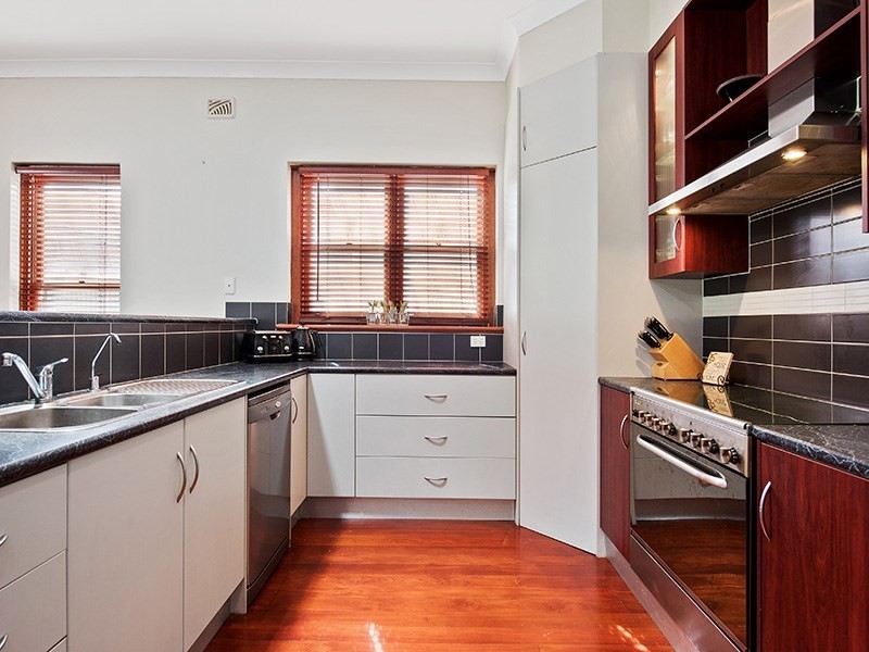 14 Fairweather Avenue, Woodville South SA 5011