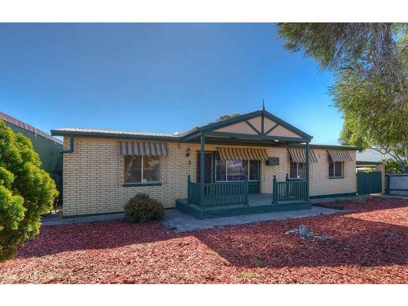 5 Cannes Drive, Sellicks Beach SA 5174