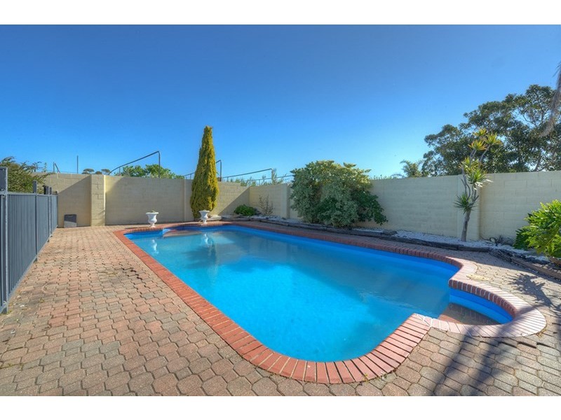 5 Cannes Drive, Sellicks Beach SA 5174