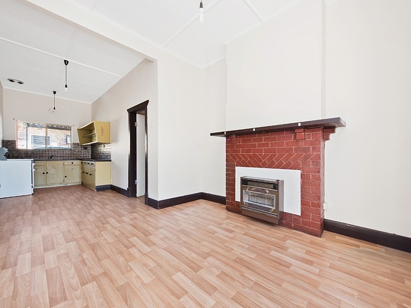 17 Ledger Road, Beverley SA 5009