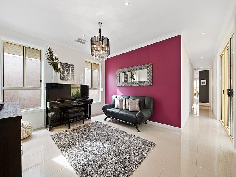 25 Broadford Crescent, Findon SA 5023