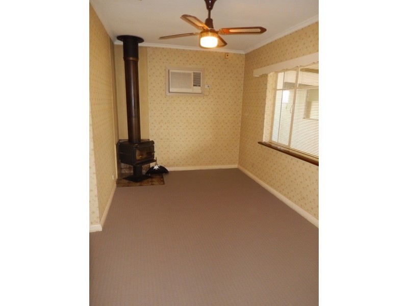 5 Standard Avenue, Croydon Park SA 5008