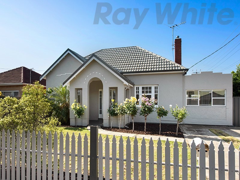 98 Trimmer Parade, Seaton SA 5023