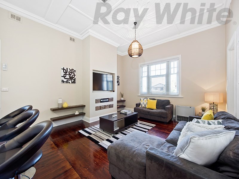 98 Trimmer Parade, Seaton SA 5023