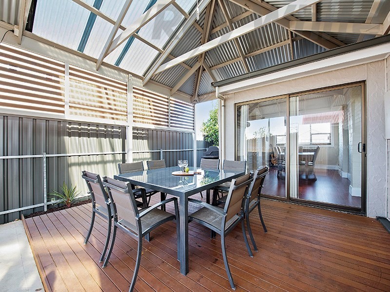 98 Trimmer Parade, Seaton SA 5023