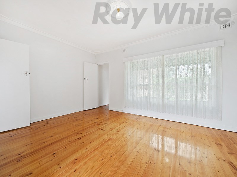 4 Penola Street, Kilkenny SA 5009