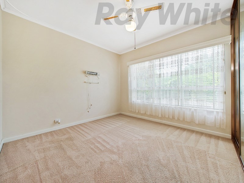 4 Penola Street, Kilkenny SA 5009