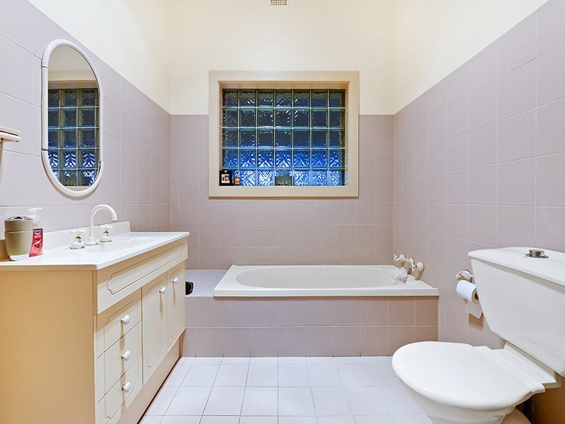 30 Cedar Avenue, Woodville South SA 5011