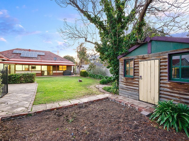 30 Cedar Avenue, Woodville South SA 5011