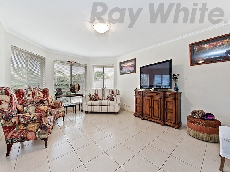 14 St James Place, Oakden SA 5086