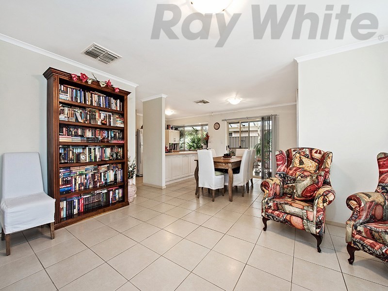 14 St James Place, Oakden SA 5086