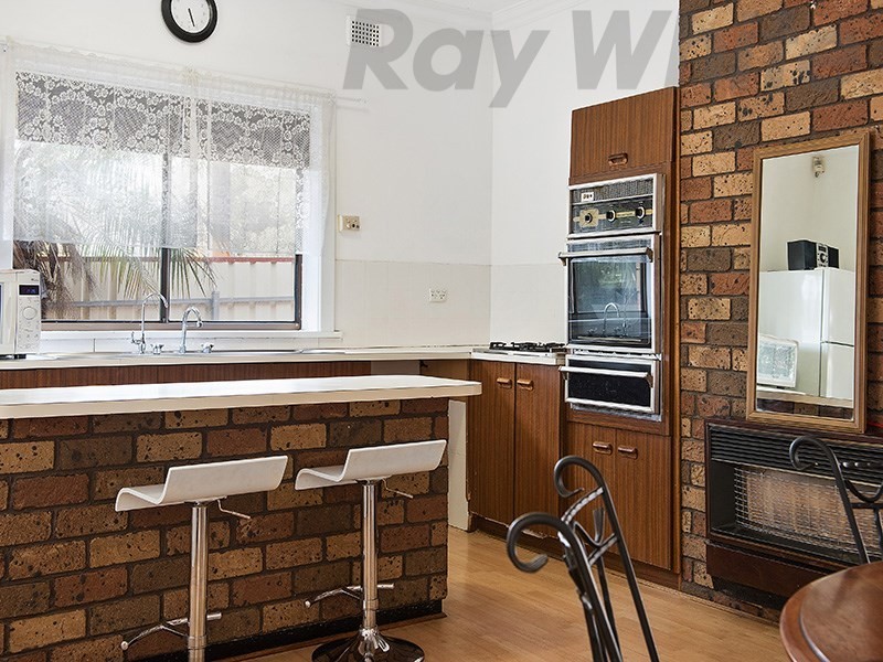 2 Montrose Avenue, Clearview SA 5085