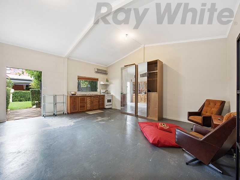 220 Sir Donald Bradman Drive, Cowandilla SA 5033