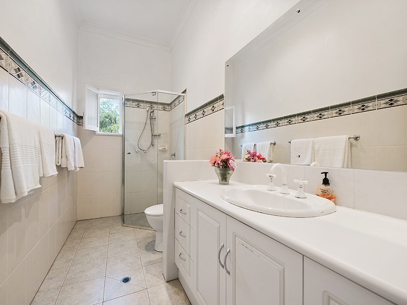 8 The Grove, Woodville SA 5011