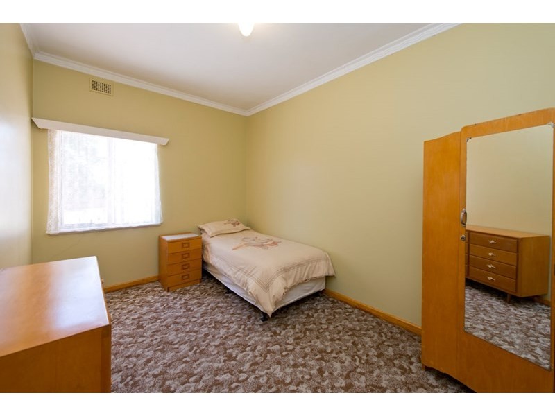 33 Gliddon Street, Rosewater SA 5013