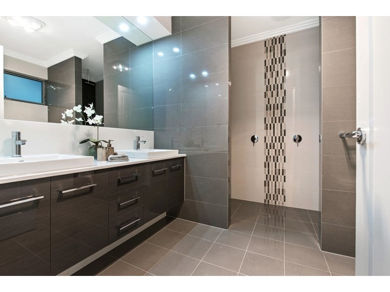 36A Antigua Grove, West Lakes SA 5021