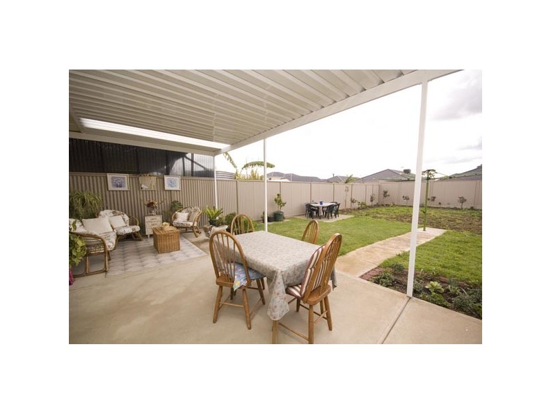 6 Essex Street, Mansfield Park SA 5012