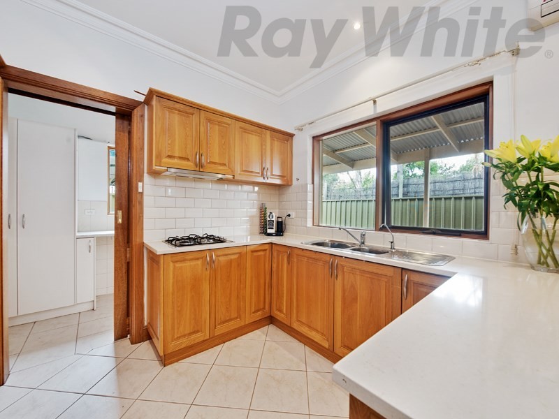 33 Hubbard Street, Beverley SA 5009