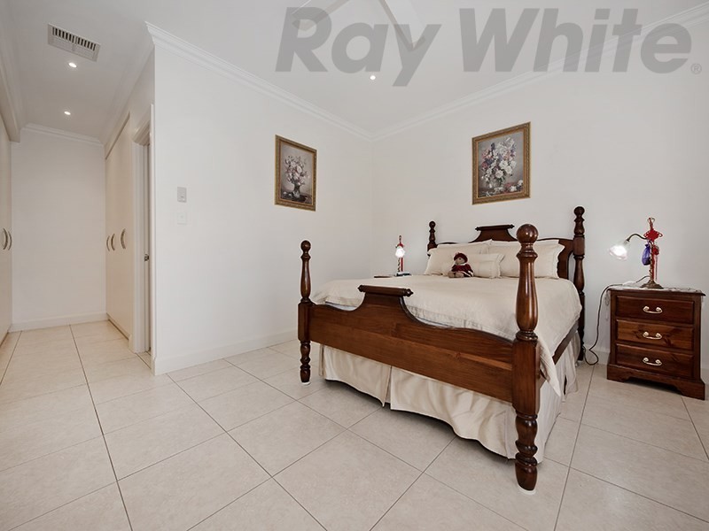 19 Mercurio Drive, Flinders Park SA 5025