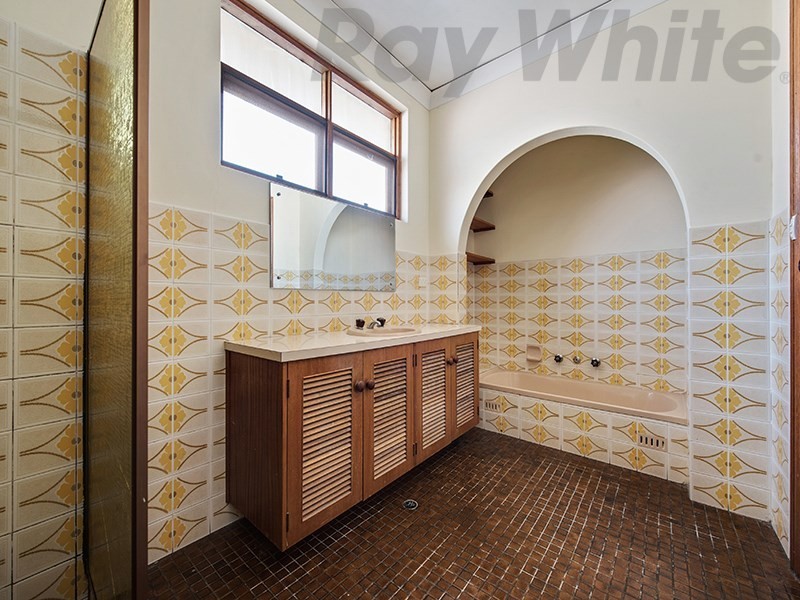 51 Sir Ross Smith Avenue, North Haven SA 5018