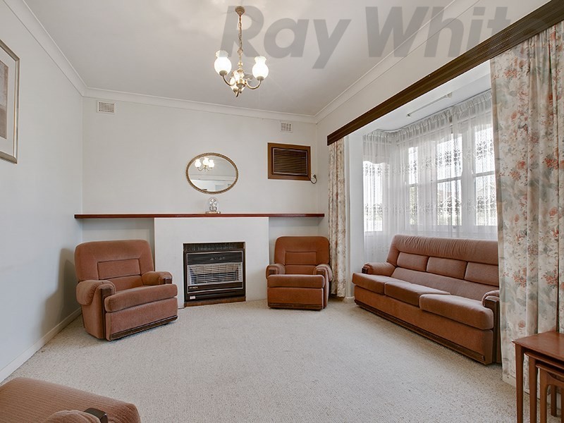 4 Davis Street, Woodville South SA 5011