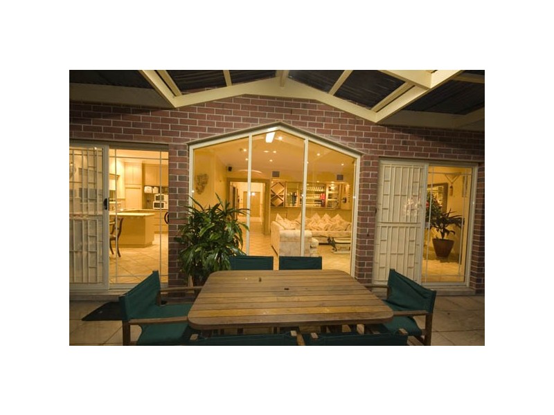 8 Prettejohn Court, Lockleys SA 5032