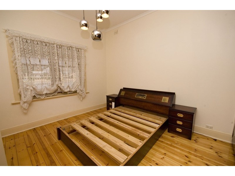 535, 537A, 537B Torrens, Woodville SA 5011