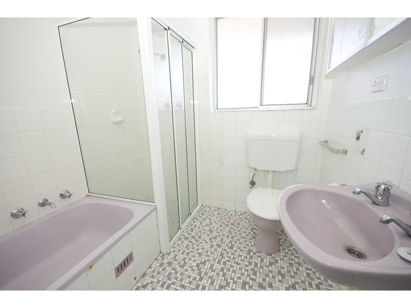 2/27 Wright Street, Henley Beach SA 5022