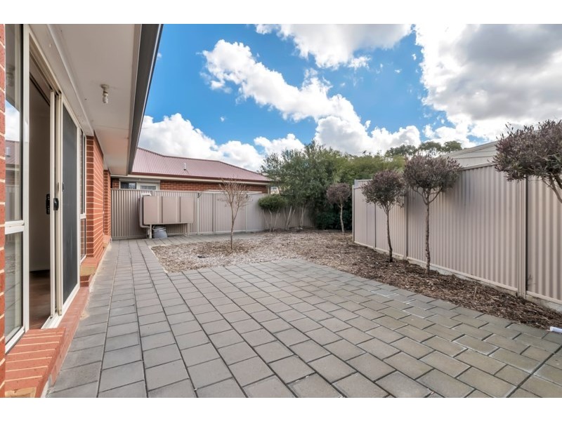 13c Hamley Crescent, Mansfield Park SA 5012