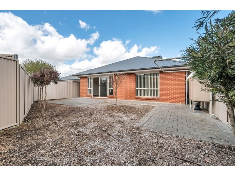 13c Hamley Crescent, Mansfield Park SA 5012
